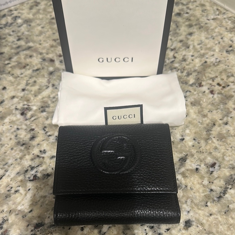 Gucci Black Pebbled Leather Card Holder